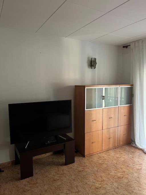Piso Ideal Para Una Familia Ubicado Cerca Del Mar Blanes Exterior photo